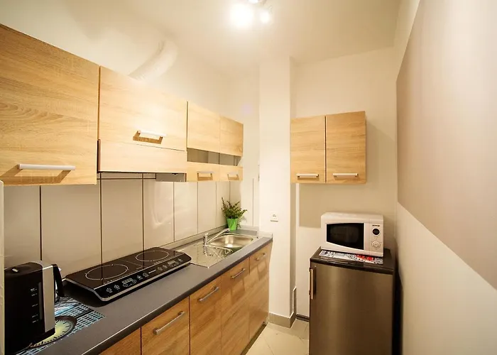 Sweet With Free Private Parking Apartment