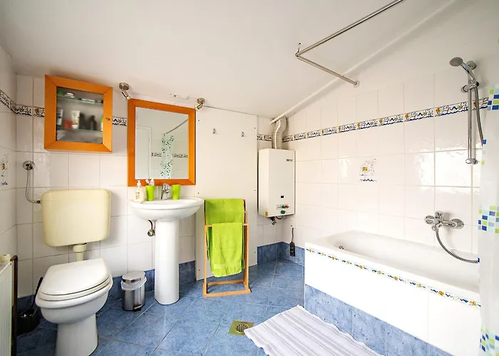 Apartment Sweet With Free Private Parking *